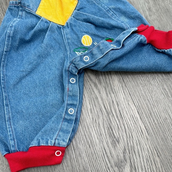 Babies Cuties by Judy Vintage 90's Basketball Dinosaur Denim Overalls Size 3-6M - Picture 5 of 7